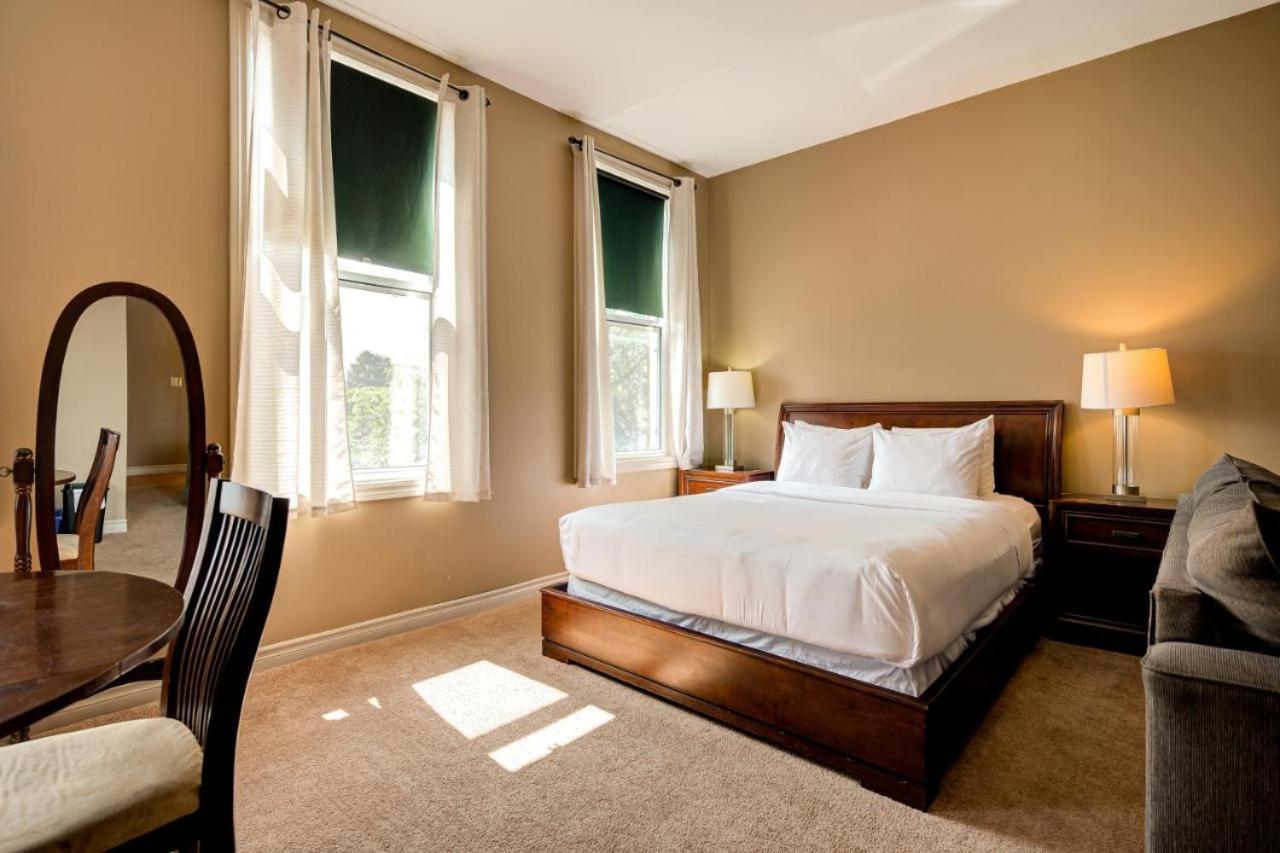 The Avonlea Inn Stratford Eksteriør bilde